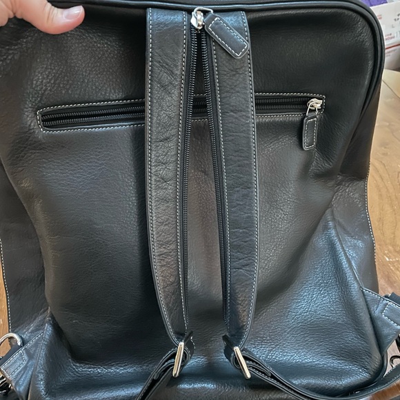 Levenger Tech Black Leather Backpack Like New main image 6